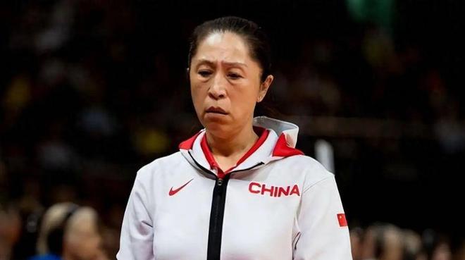 中國女籃VS日本賽後，鄭薇收獲三個好消息，奧運會有望再創佳